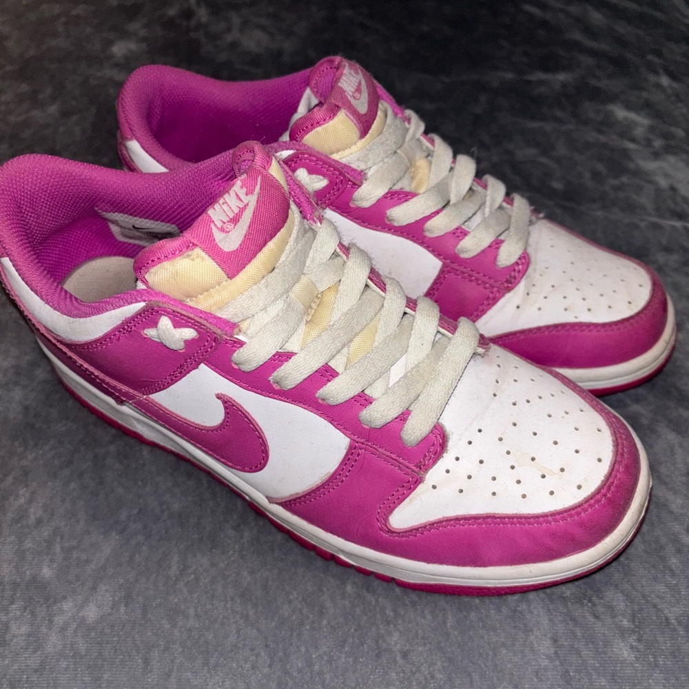 Nike Women's Fuchsia and White Sneakers
